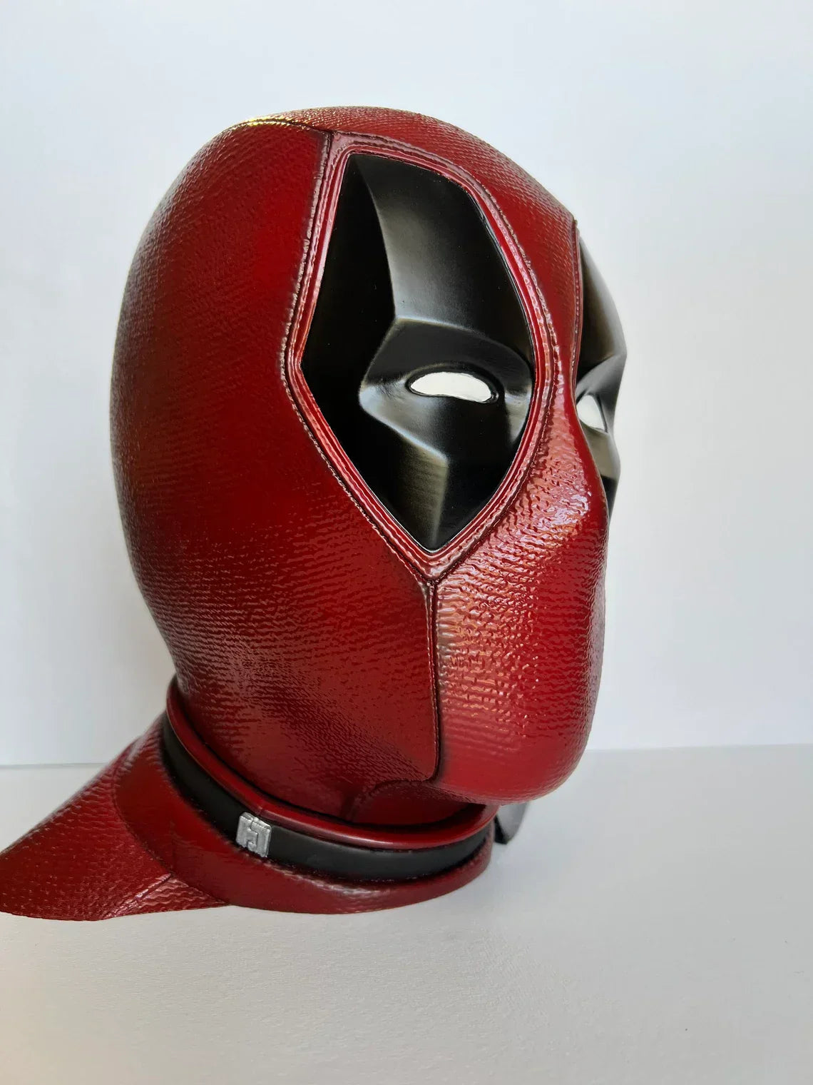 Deadpool Stand